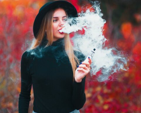 Is vaping without nicotine bad for your lungs